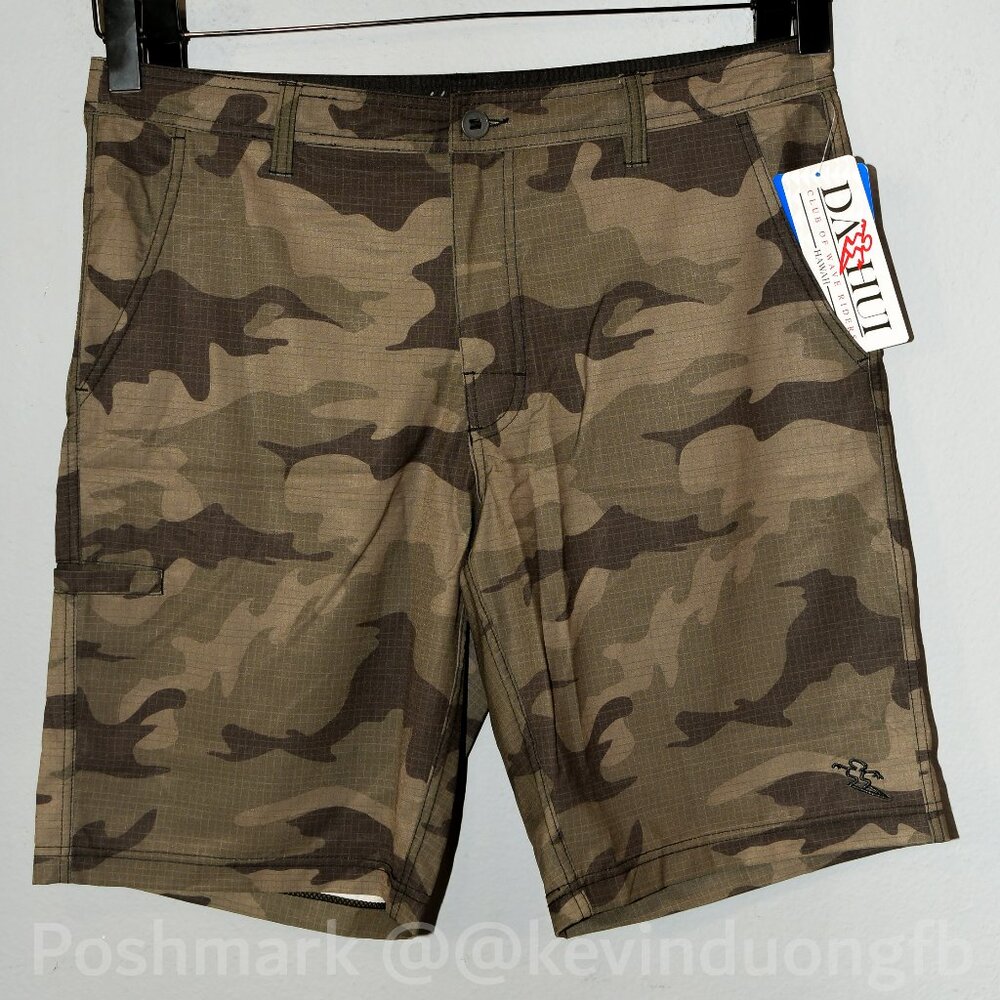NWt‎ Da Hui men Hybrid short